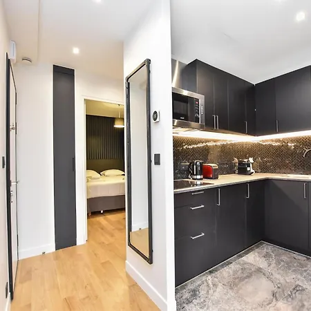 Authentic - 2br 6p - Near Opera Garnier شقة *